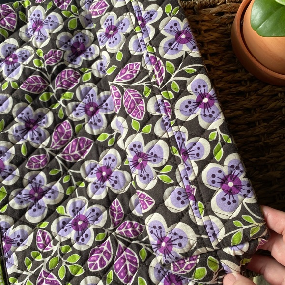 Very Bradley Plum Petals Tote bag EUC - Picture 10 of 11